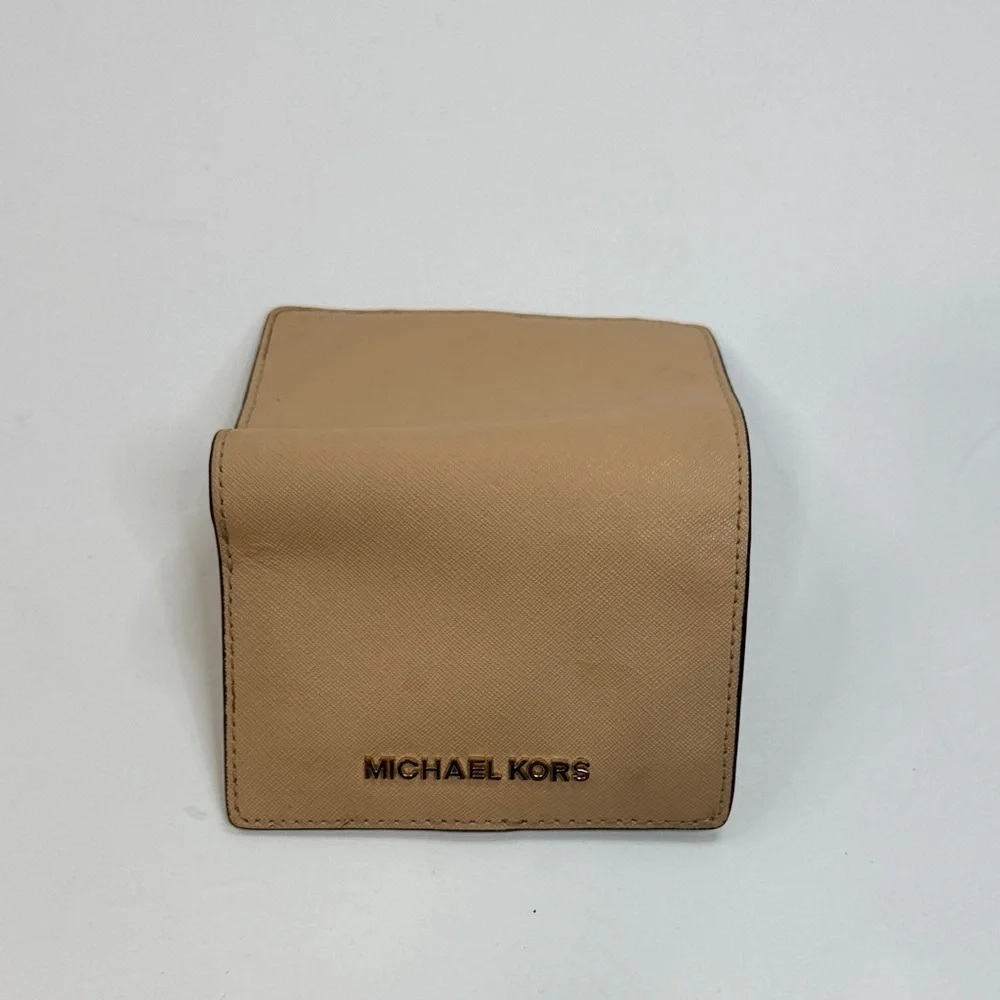 Michael Kors Beige Card Holder